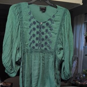 Liv Los Angeles Green Embroidered Top